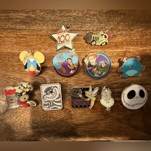 Disney Character Enamel Pin Set